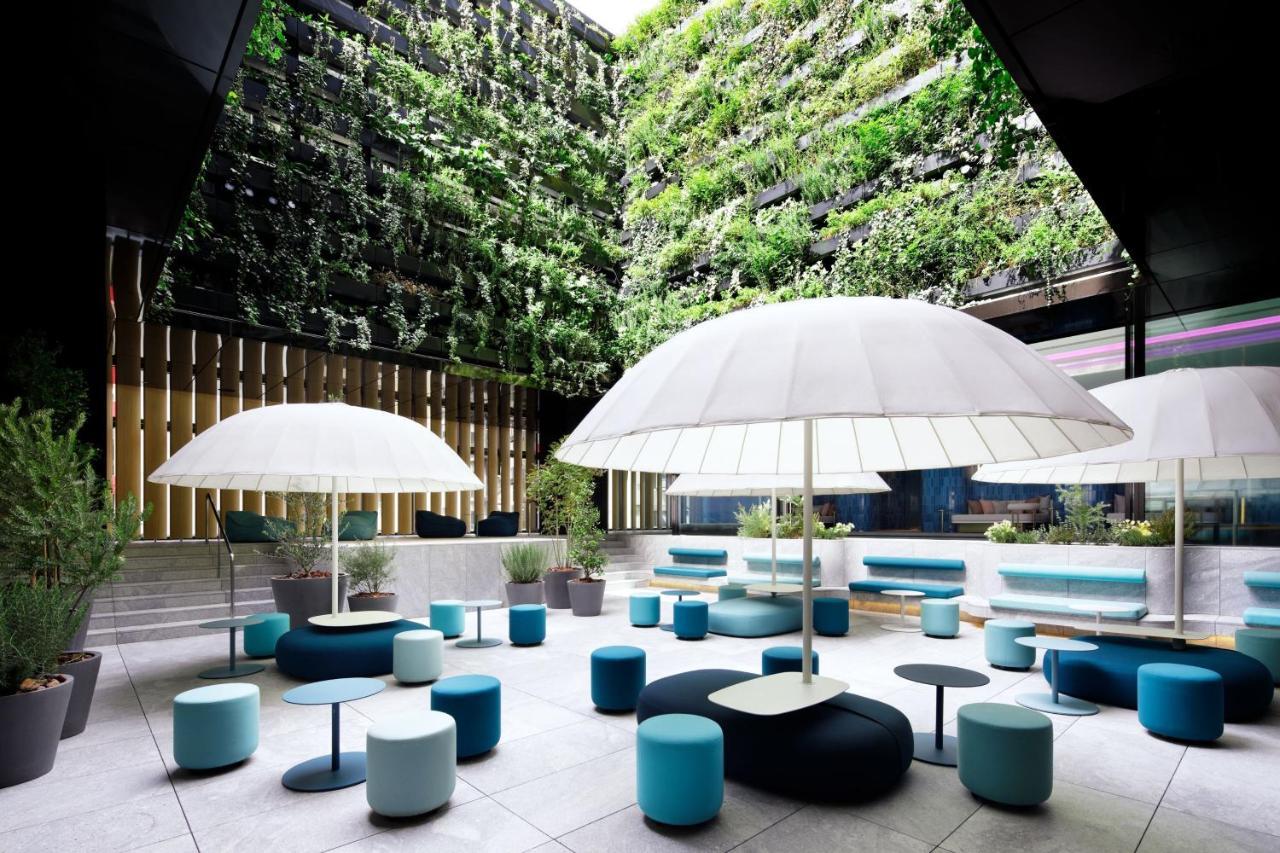 W Osaka Hotel Bagian luar foto