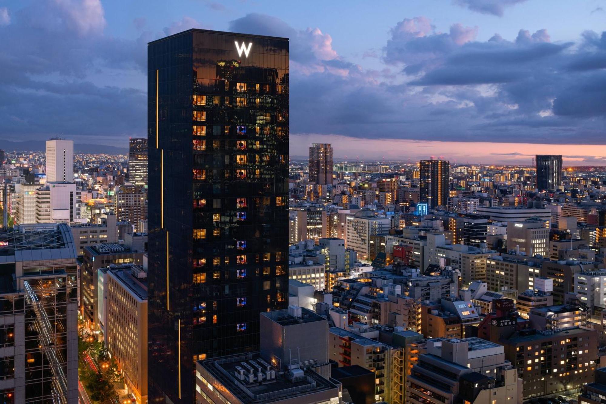 W Osaka Hotel Bagian luar foto