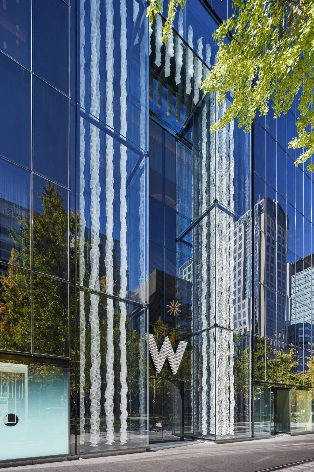 W Osaka Hotel Bagian luar foto