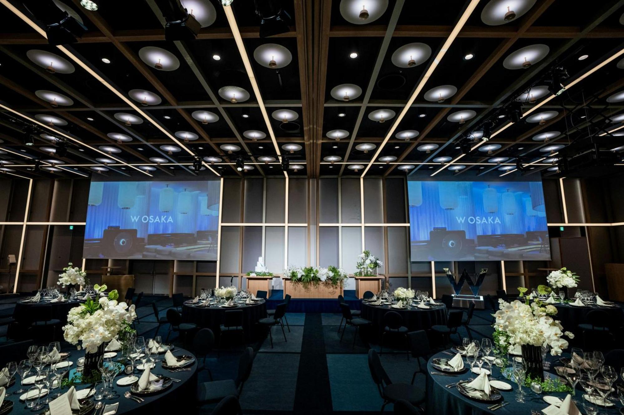 W Osaka Hotel Bagian luar foto